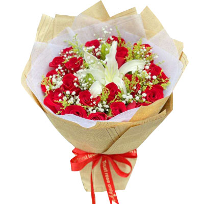 河源19朵红玫瑰1支百合，永恒之美